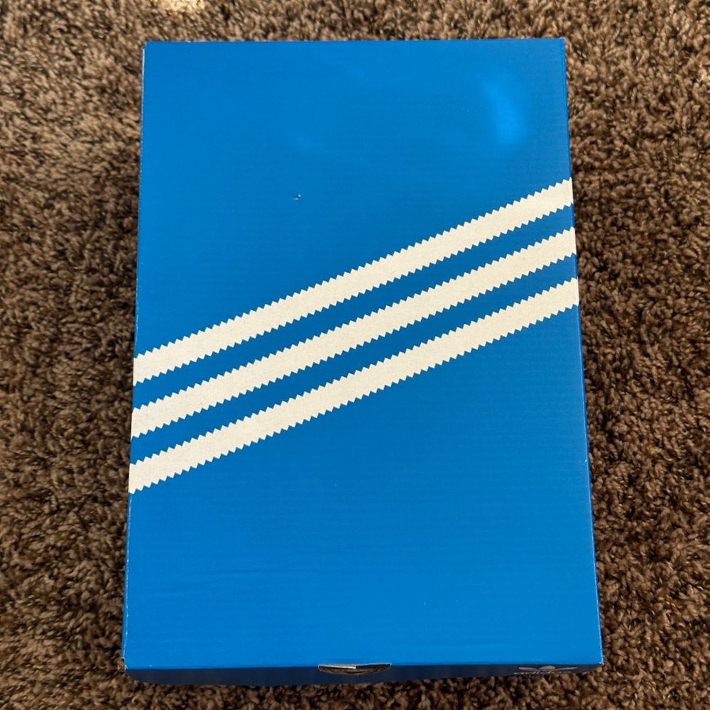 Adidas Forum Low CL Preloved Green Sneakers - Picture 10 of 15